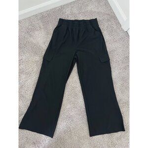 Old Navy Active SleekTech Go-Dry Pants – Women’s Medium Petite